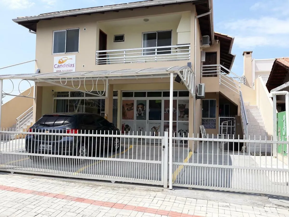 Residencial Yamanashi Apartment Bombinhas