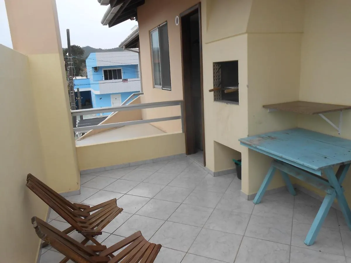 Residencial Yamanashi Apartment Bombinhas 0*,  Brazil